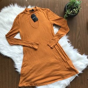 Forever 21 Gold Keyhole Swing Dress